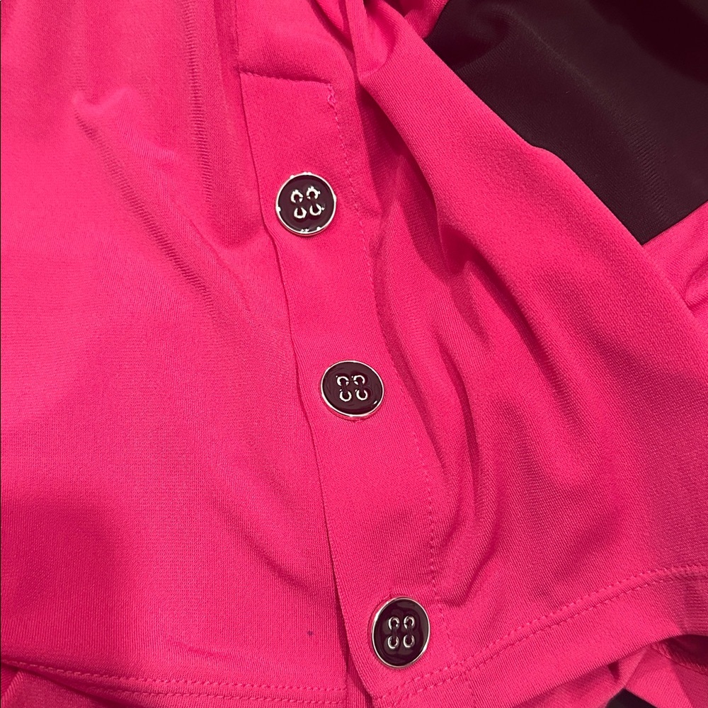 Multiples Top Size Large With Button Side Accent - image 4